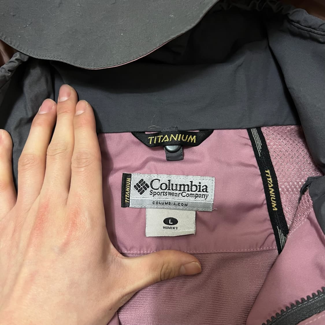 컬럼비아 여성 티타늄 고어텍스 바람막이 자켓 L/100  상품이미지6