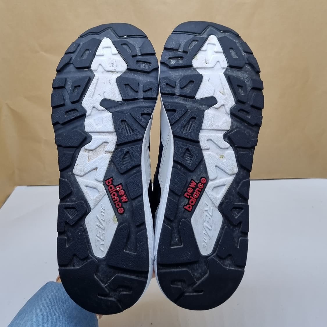 뉴발란스 580 운동화245. 상품이미지3