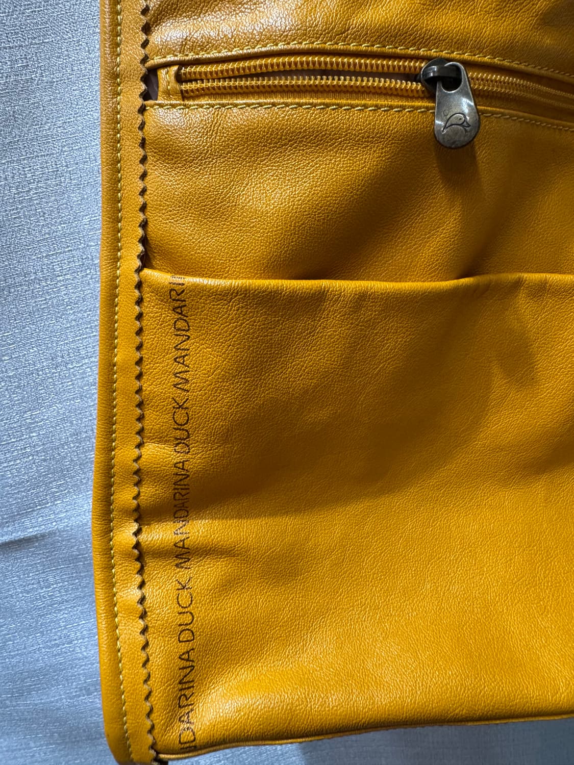 이태리 만다리나덕 올 레더 토트백 상품이미지3