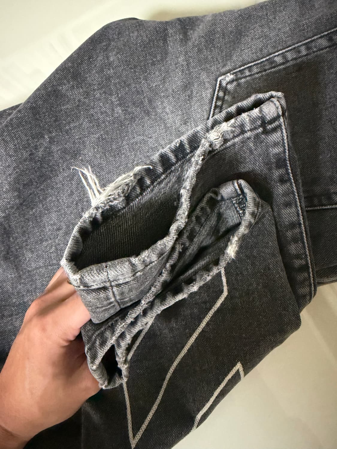 오프화이트 페인팅 데님 상품이미지4