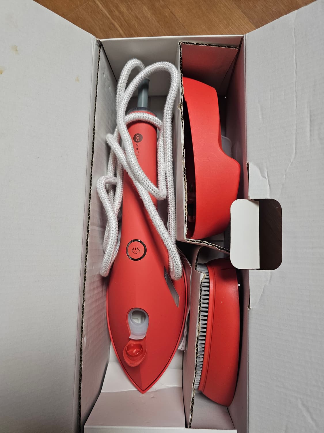 STEAM ON 스팀 다리미 레드 상품이미지1