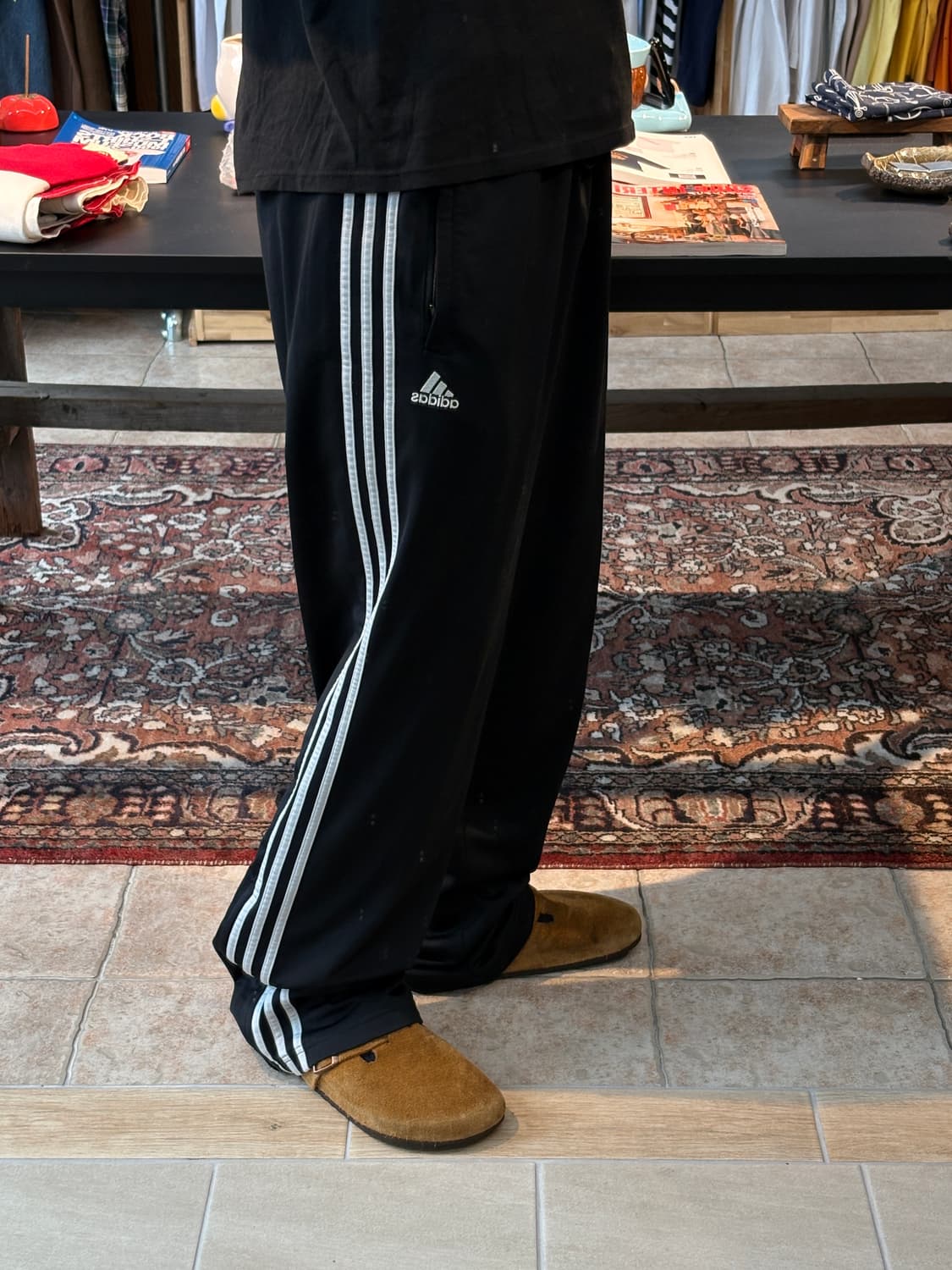 [XL] Adidas track pants black 상품이미지10