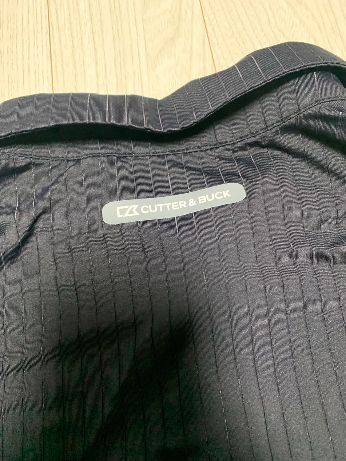 커터 앤 벅 블랙 반팔 카라티 상품이미지6