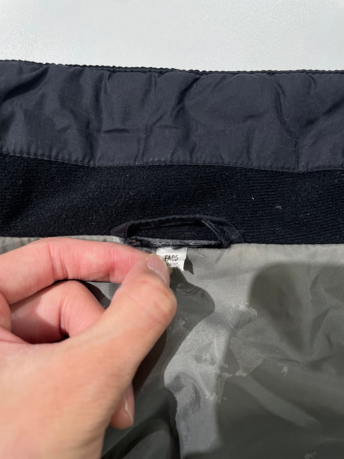 오클리 블랙 로고 패디드 자켓 상품이미지7