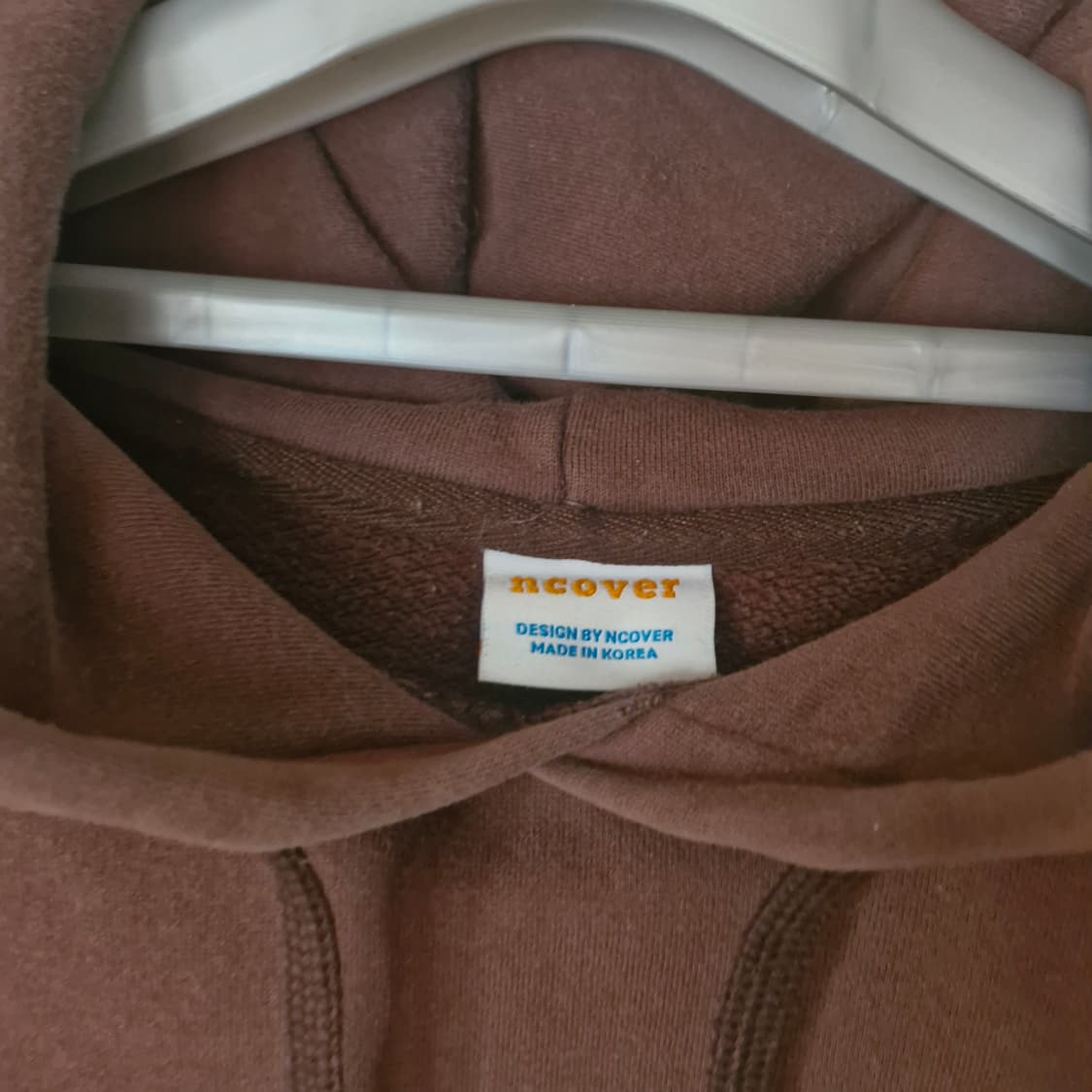 앤커버 브라운 로고 후드티 F 상품이미지4