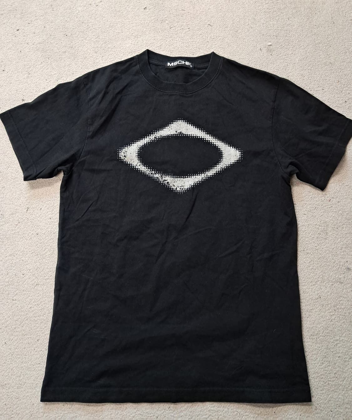 미스치프(Mischief) 롬버스 블러 티셔츠 상품이미지1