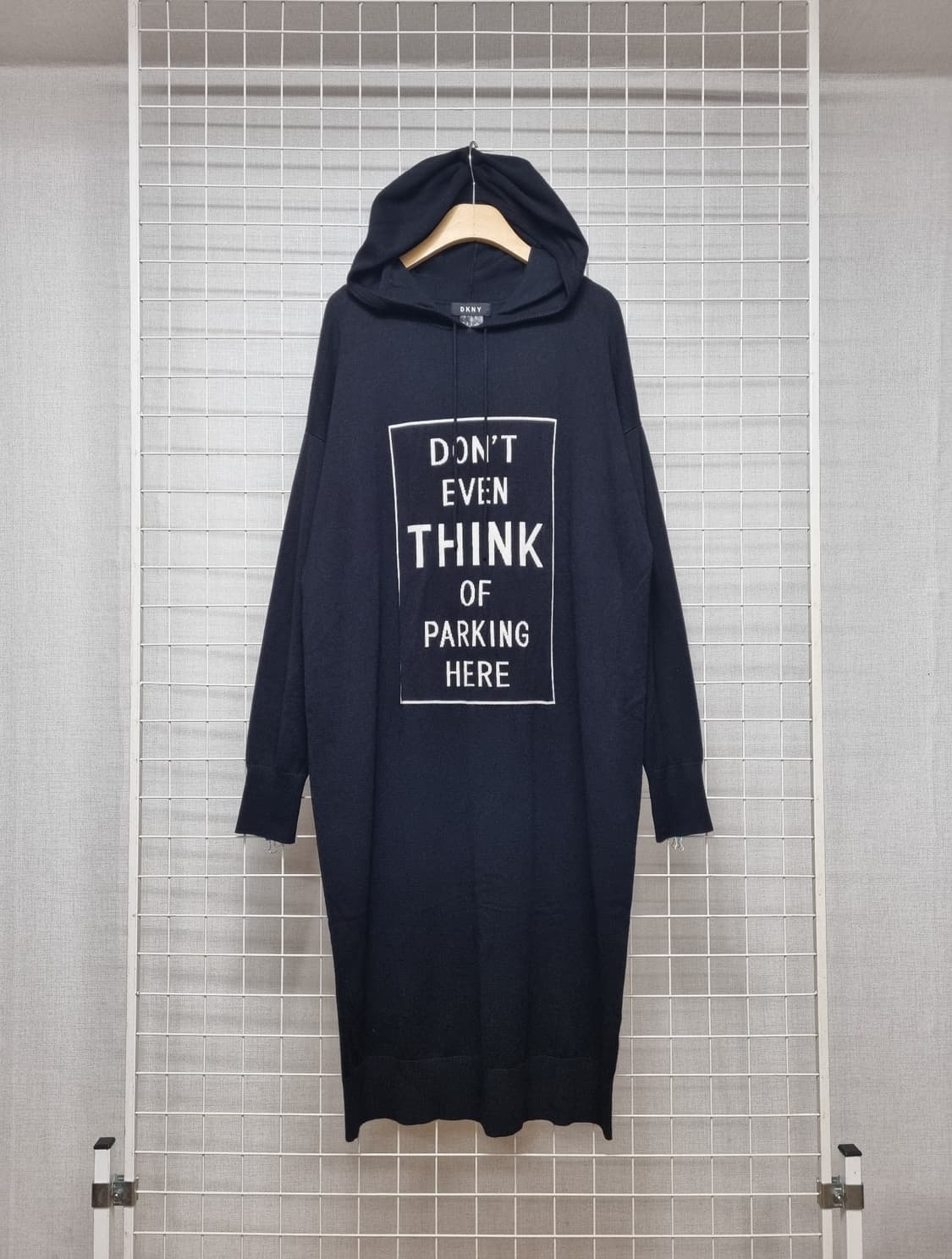 DKNY 블랙 후드 니트원피스 상품이미지1