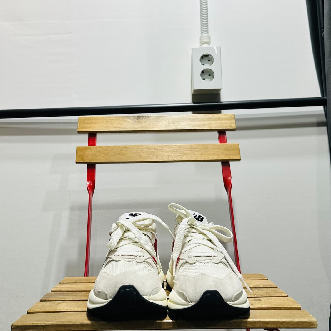 240) 뉴발란스 운동화 여성 여자 신발 57/40 레드 상품이미지2