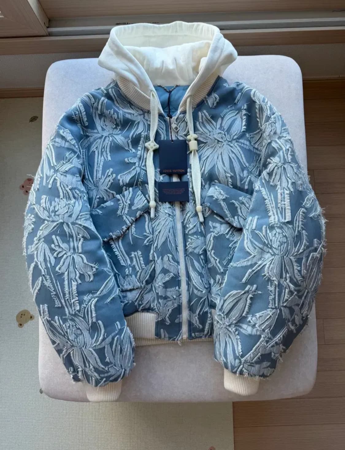 루이비통 패딩자켓 상품이미지1