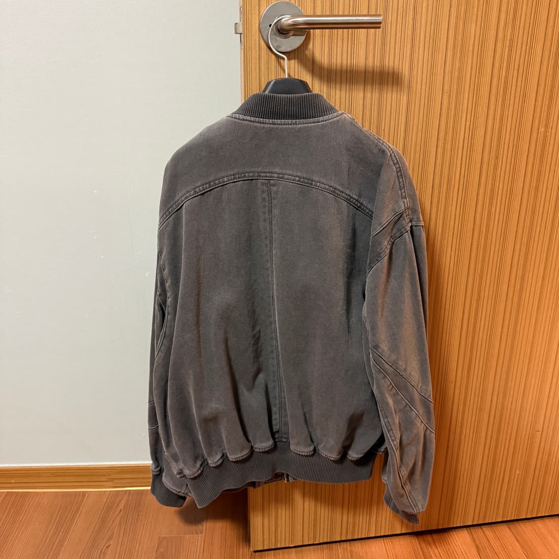 인사일런스 콘트라스트 데님 블루종 CHARCOAL 상품이미지6