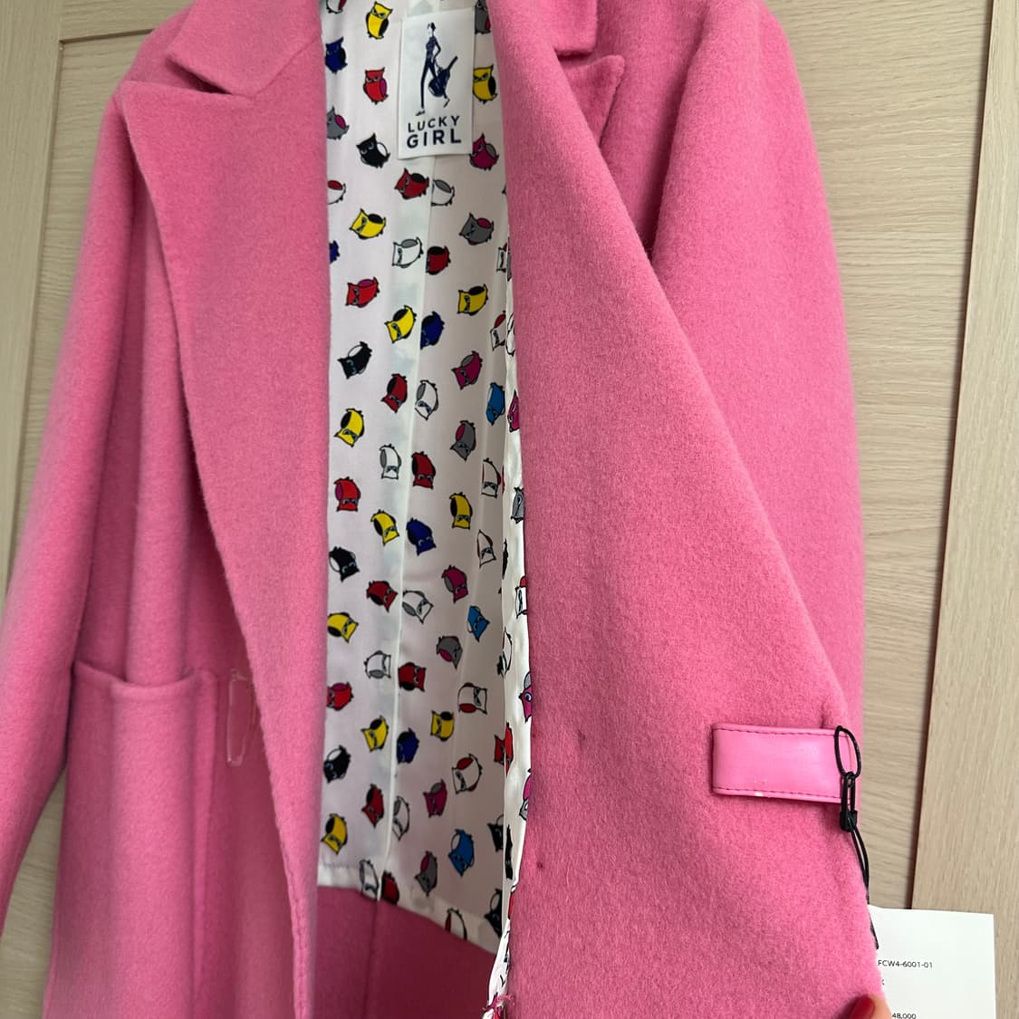 럭키슈에뜨 럭키슈에트 럭키걸 장윤주 콜라보 핑크 코트 36사이즈/새상품 상품이미지4