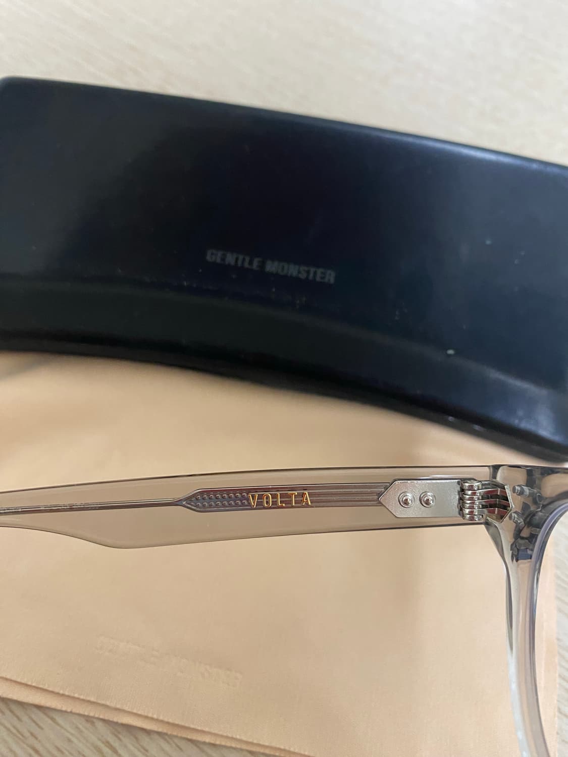 젠틀몬스터 볼타 그레이 클리어(VOLTA) 상품이미지4
