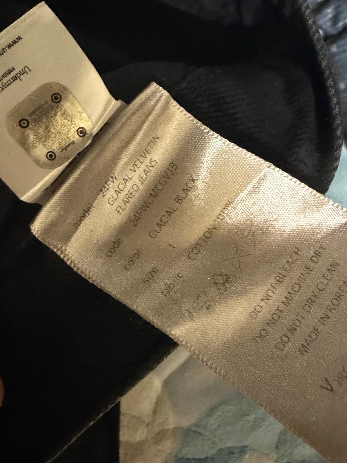 Undermycar 글라시얼 벨벳틴 플레어 진 상품이미지5