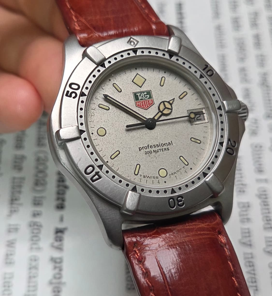 빈티지 태그호이어 프로페셔널 2000 컬러로고 회판 벤츠핸즈 쿼츠 남성용 상품이미지8