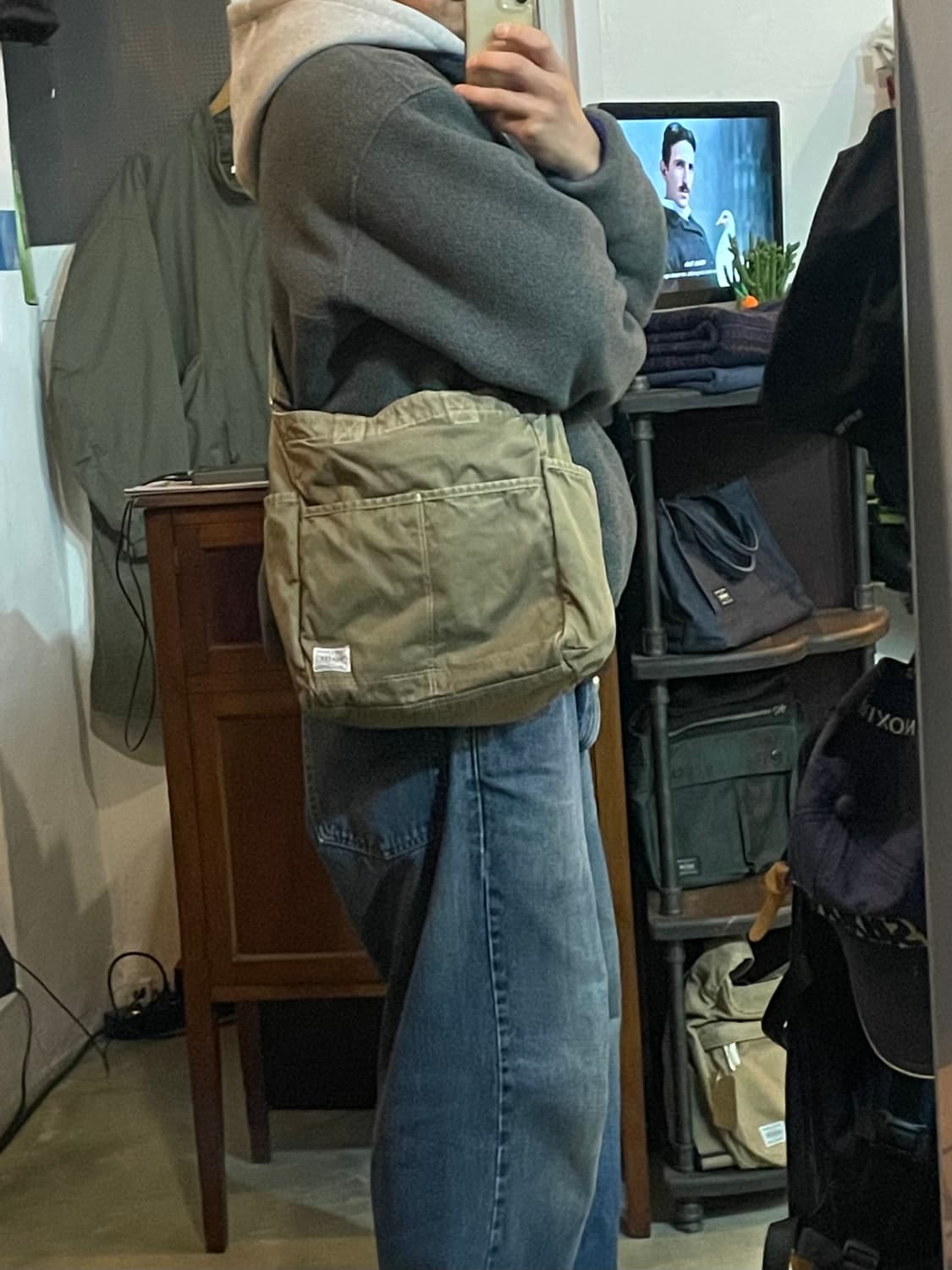 요시다 포터 밀리터리 카키 크로스백 상품이미지1