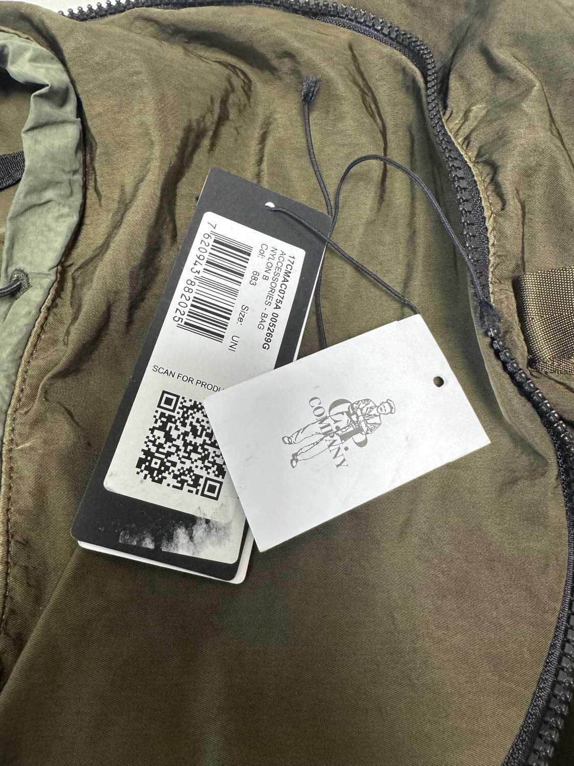 Cp company 슬링백/크로스백(카키) 상품이미지3