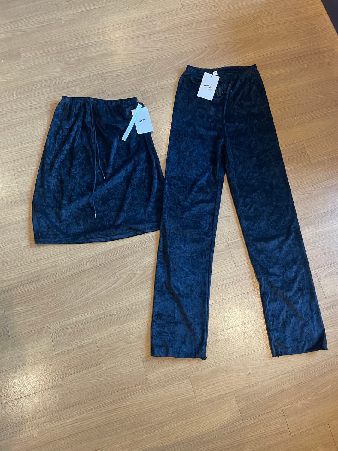 바니쉬먼트 레이어드 벨벳 스커트 / 팬츠  상품이미지1