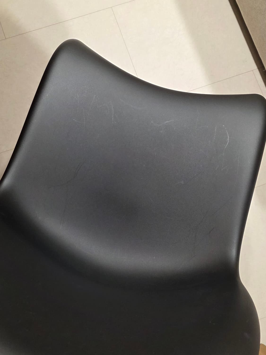 비트라 Vitra 팬톤체어 Panton Chair Deep Black 상품이미지3