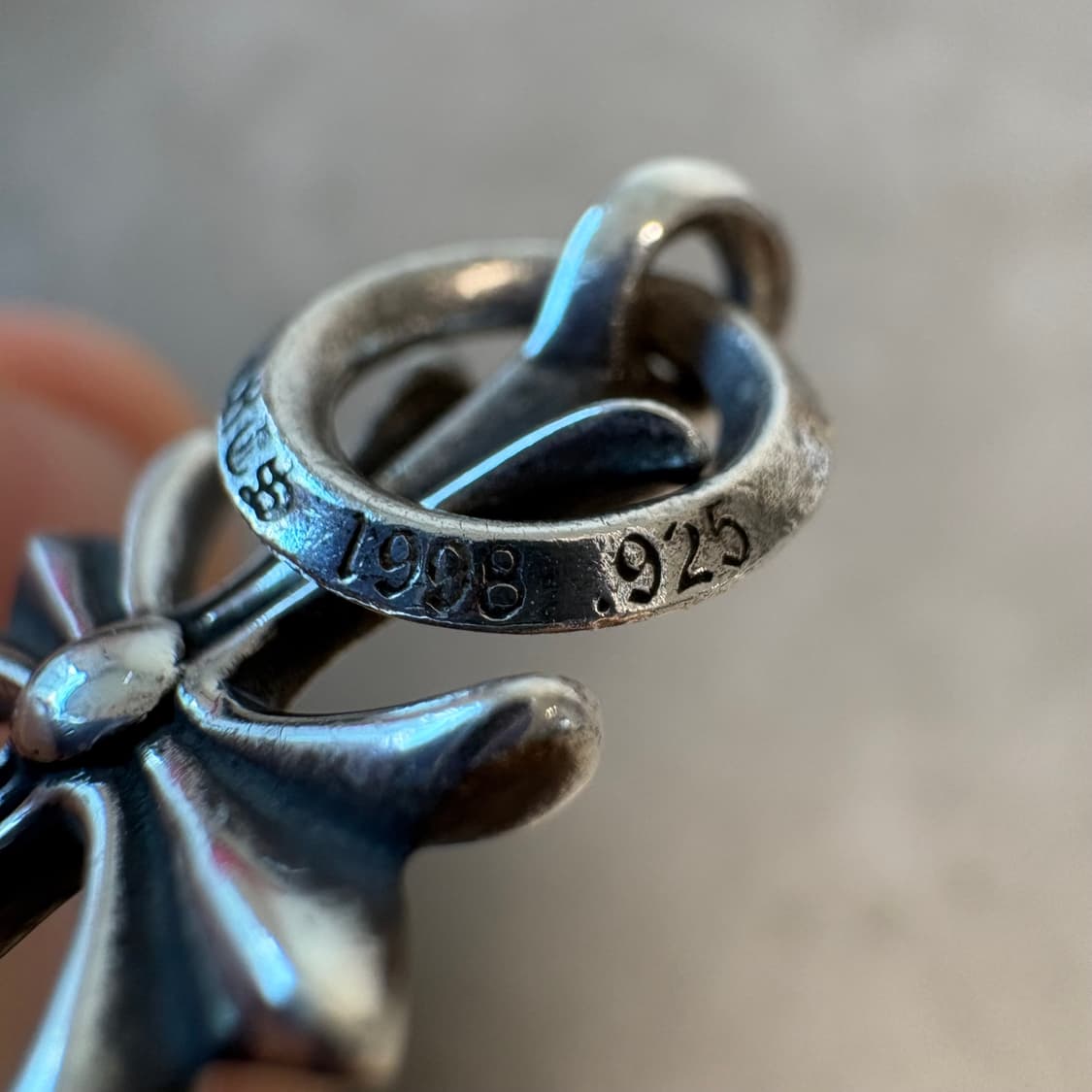 크롬하츠 타이니 크로스 펜던트 상품이미지6