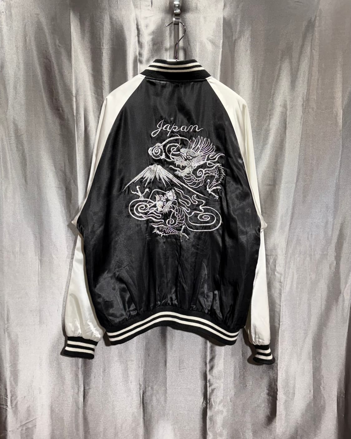 Free JAPAN 용 자수 블랙 배색 스카잔 상품이미지3