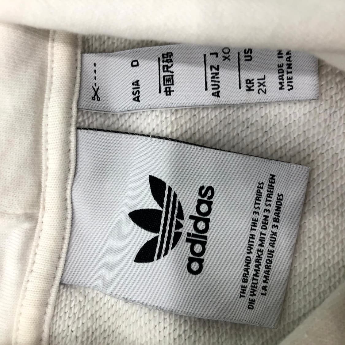 2XL 아디다스 신형 후드티 상품이미지5