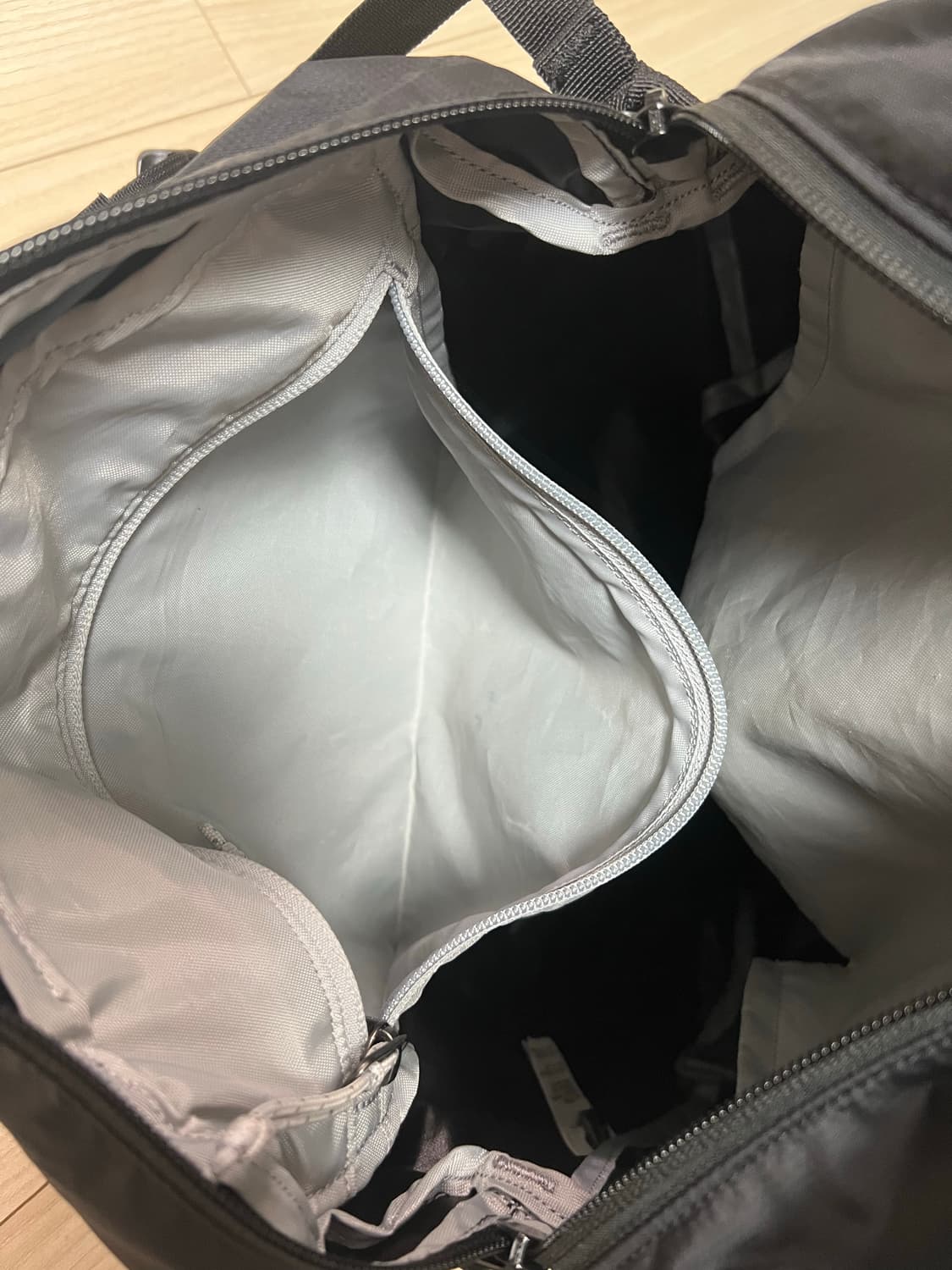 아크테릭스 헬리아드12L 토트백 상품이미지7