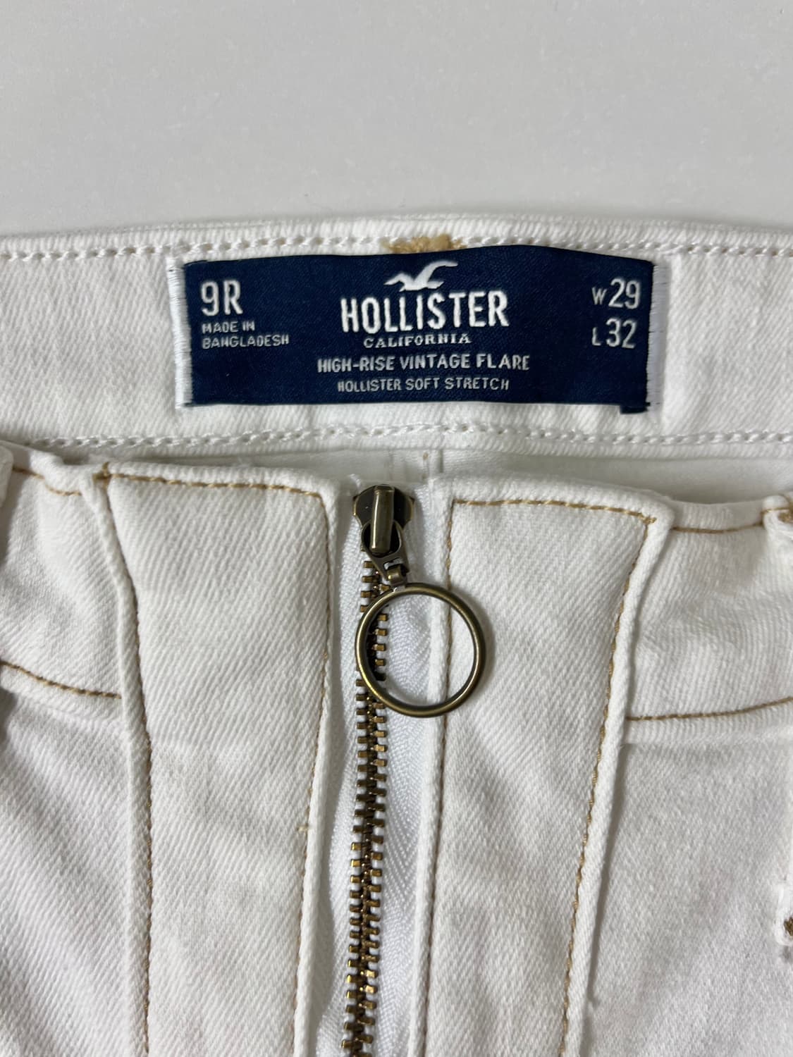 29) 홀리스터 하이라이즈 플레어 부츠컷 팬츠 아이보리 상품이미지4