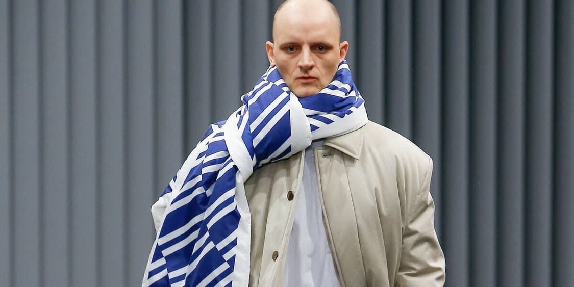 Balenciaga Puffer Scrarf 상품이미지4