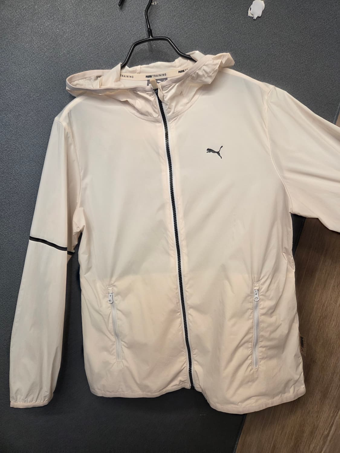 푸마 초경량바람막이  상품이미지4