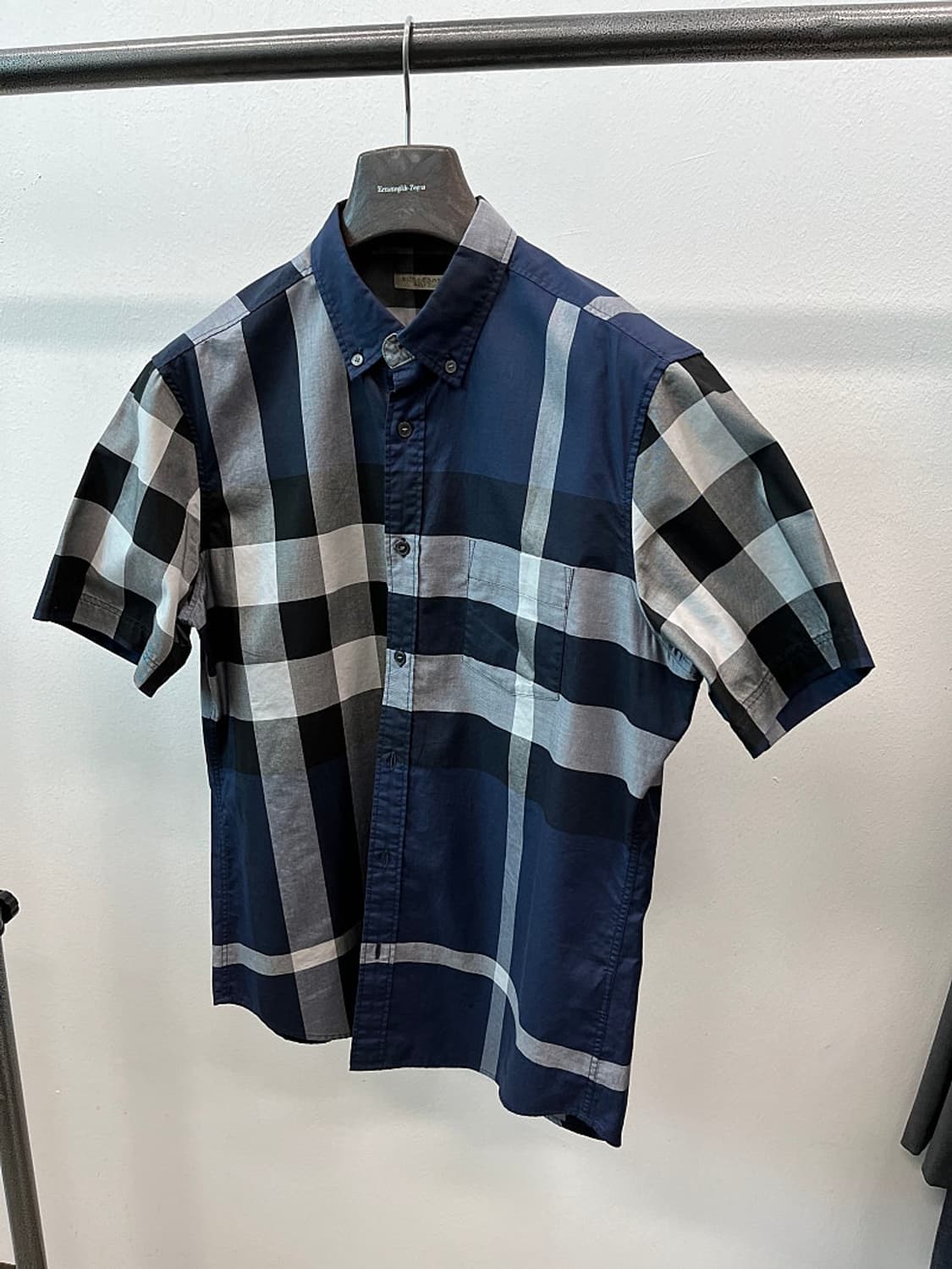 100) 버버리 반팔 체크셔츠  상품이미지1