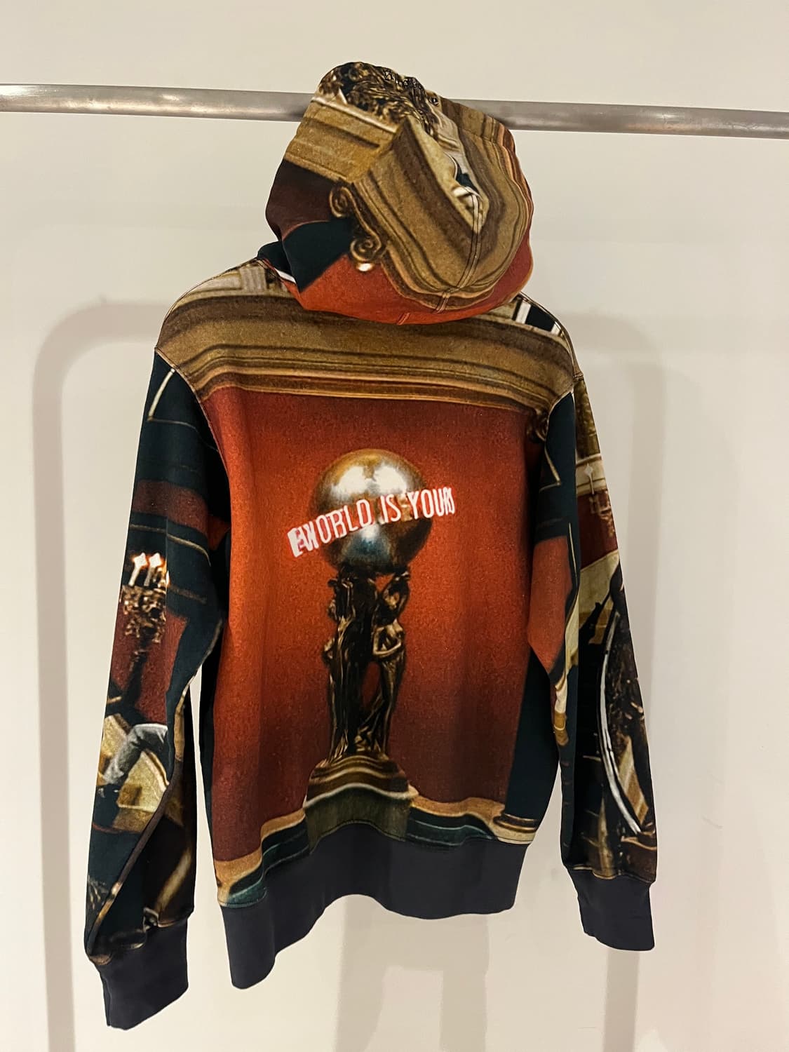 Supreme World Is Yours Hoodie 상품이미지3