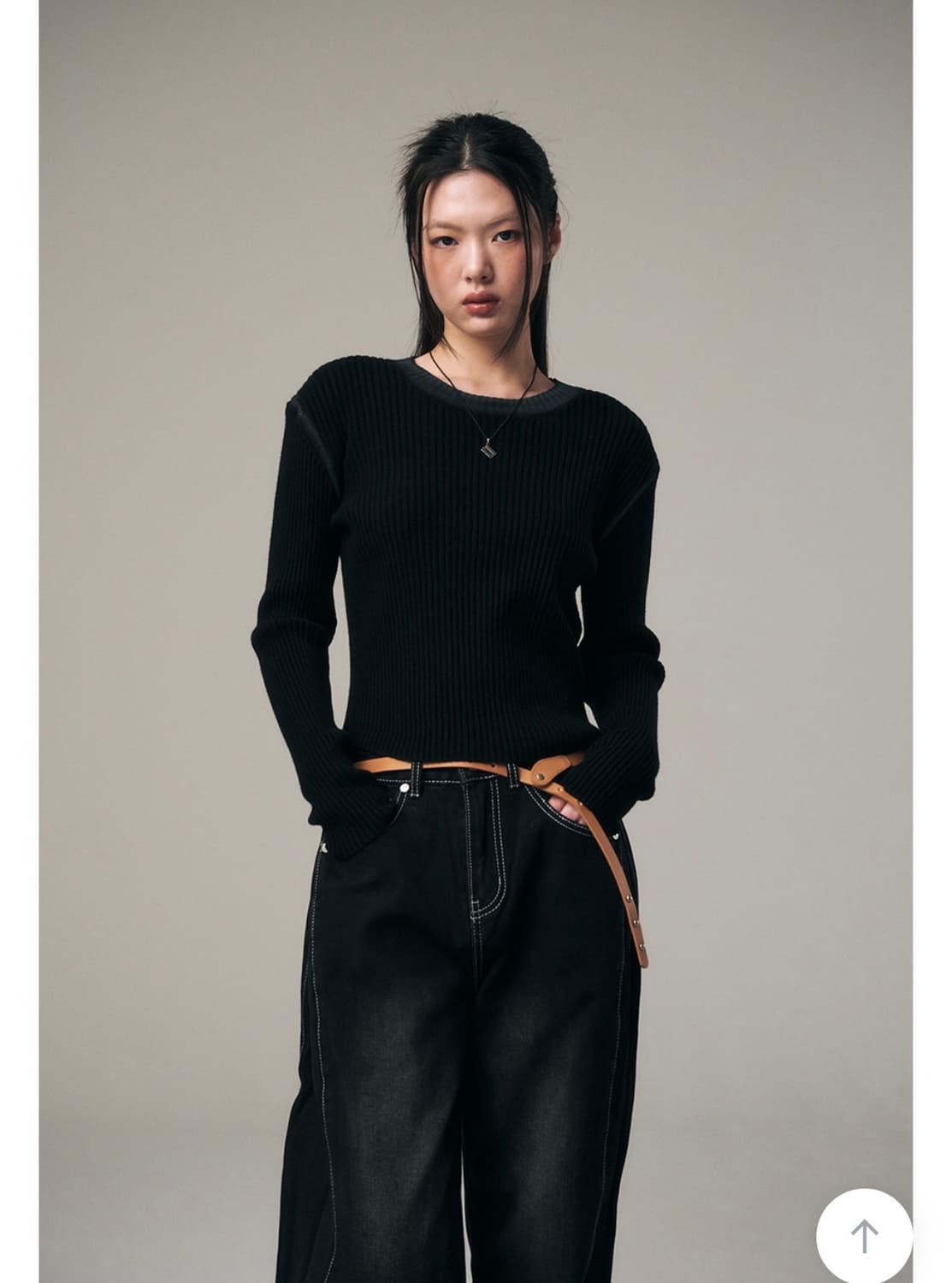 스퀘어라인 타이다이 립 니트 탑 블랙 상품이미지2