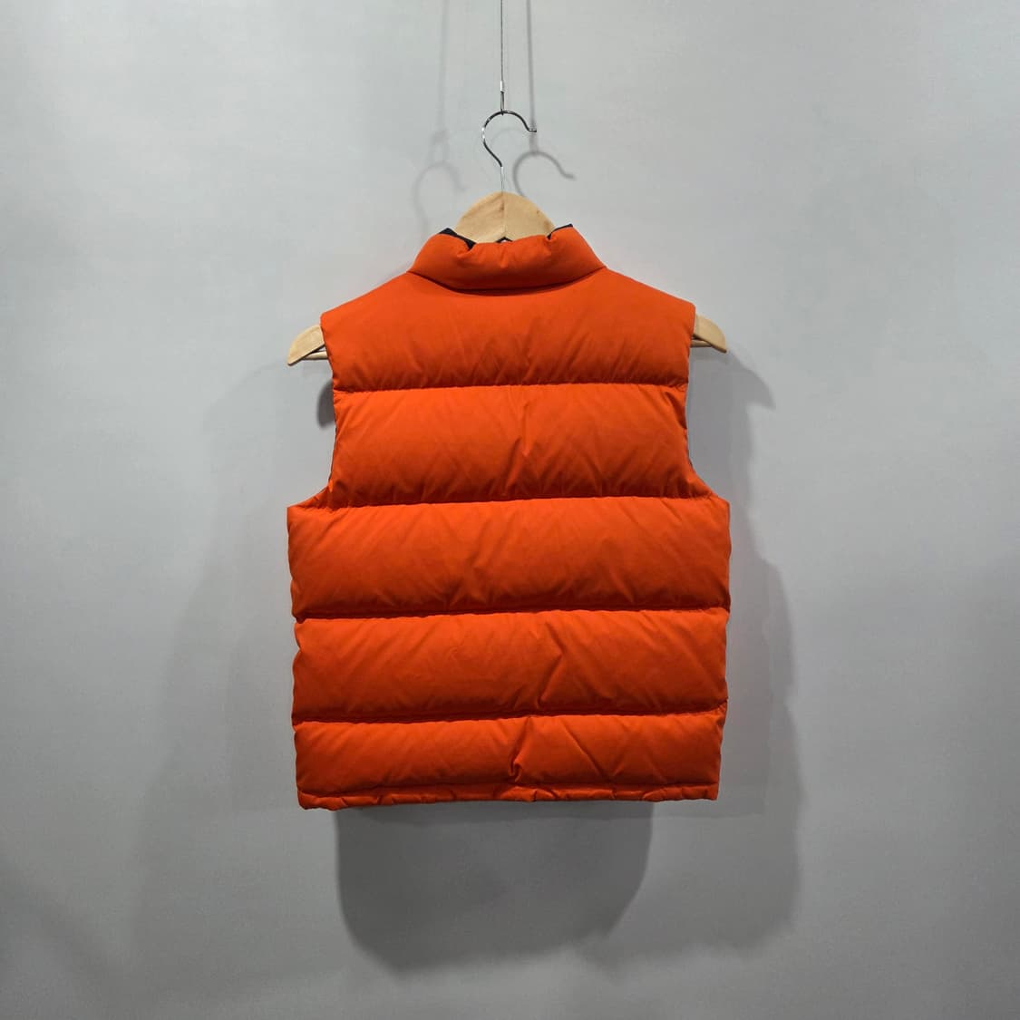 폴로랄프로렌 키즈 리버시블 다운 조끼패딩 M(10/12) 상품이미지3