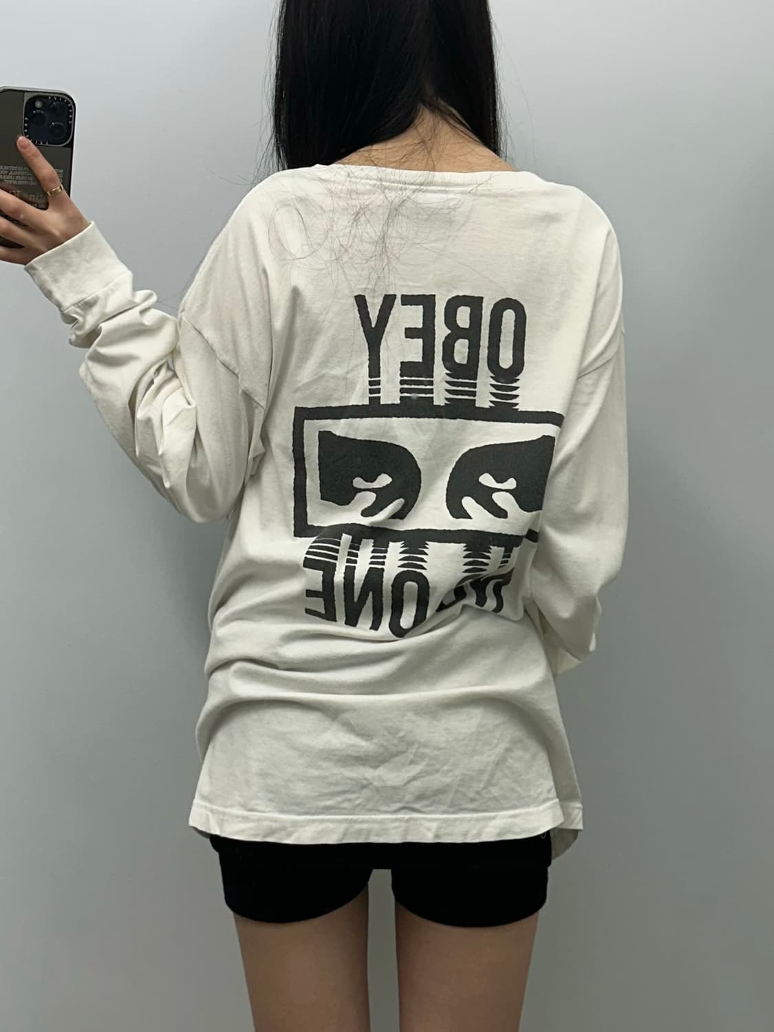 오베이 빅로고 화이트 롱슬리브 긴팔티 상품이미지2