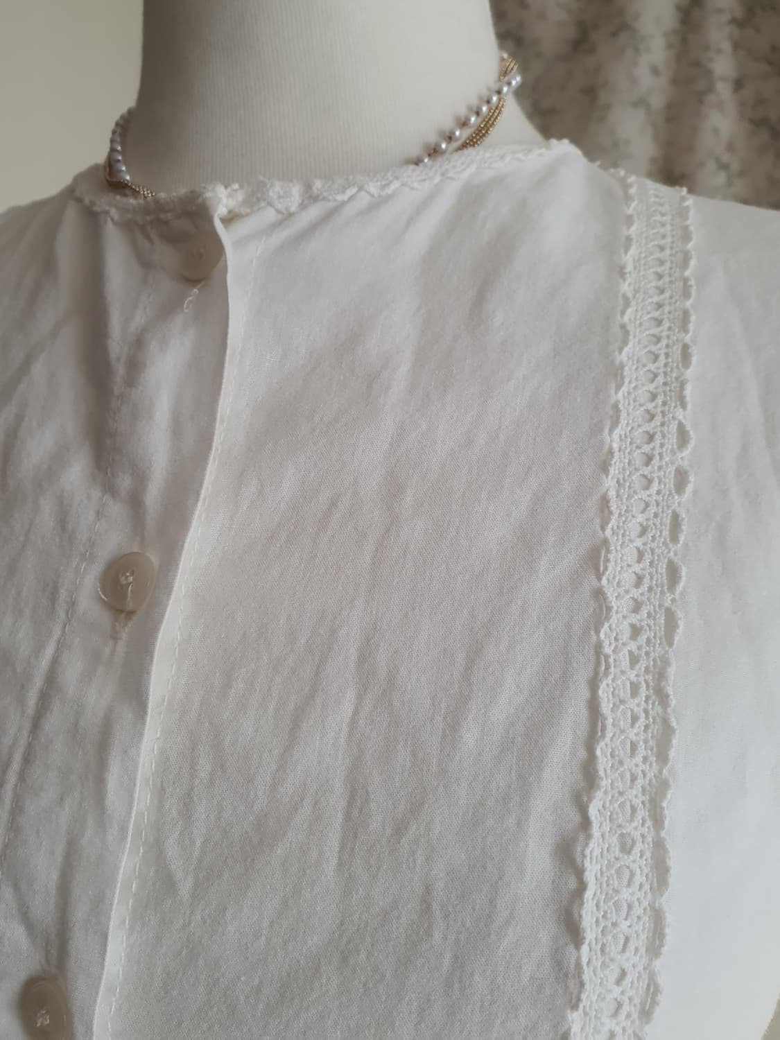 [지뢰계] 화이트 레이스 블라우스 상품이미지3