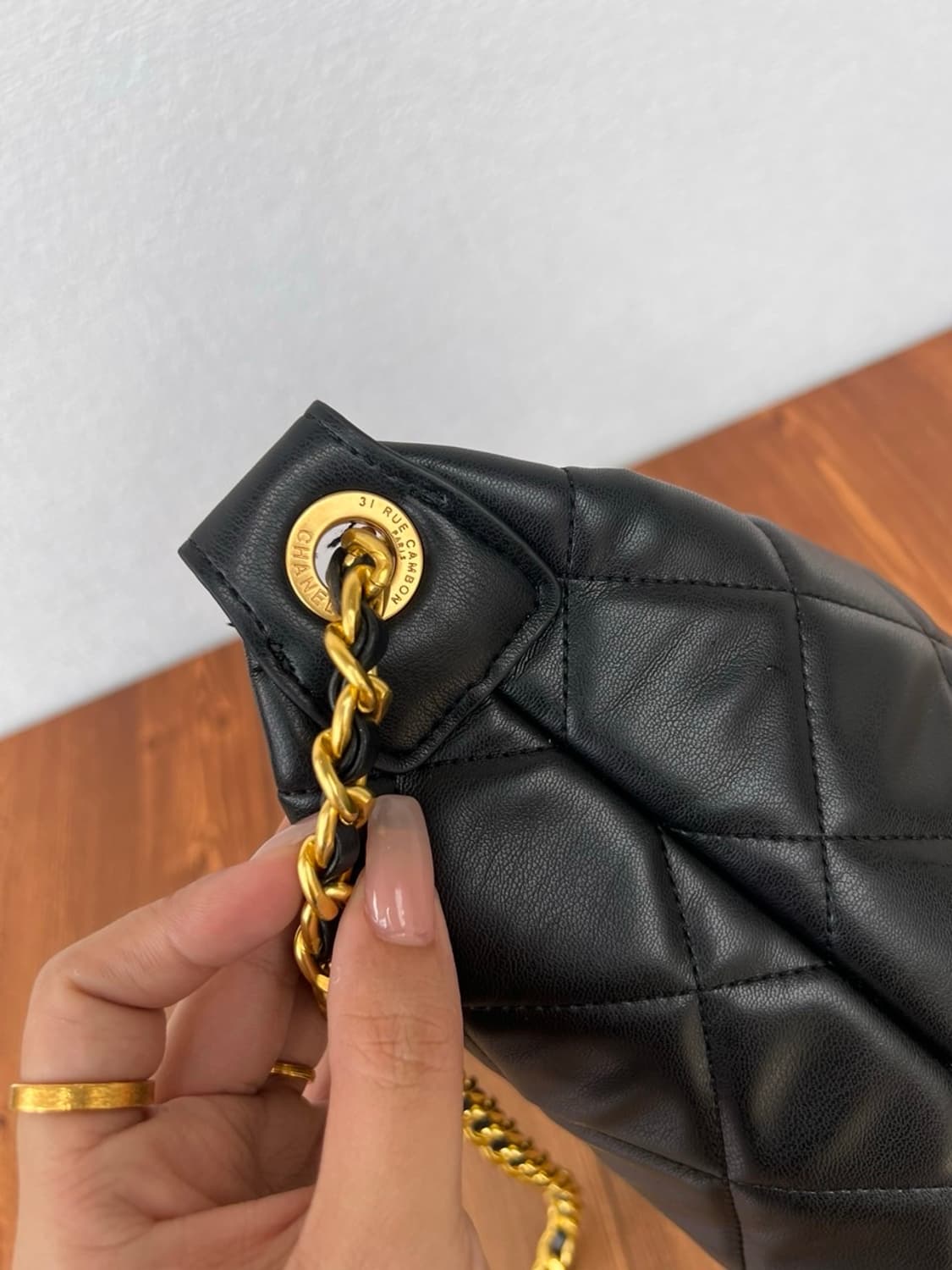 샤넬VIP 신상 CC 큐빅로고 리미티드호보백 상품이미지6