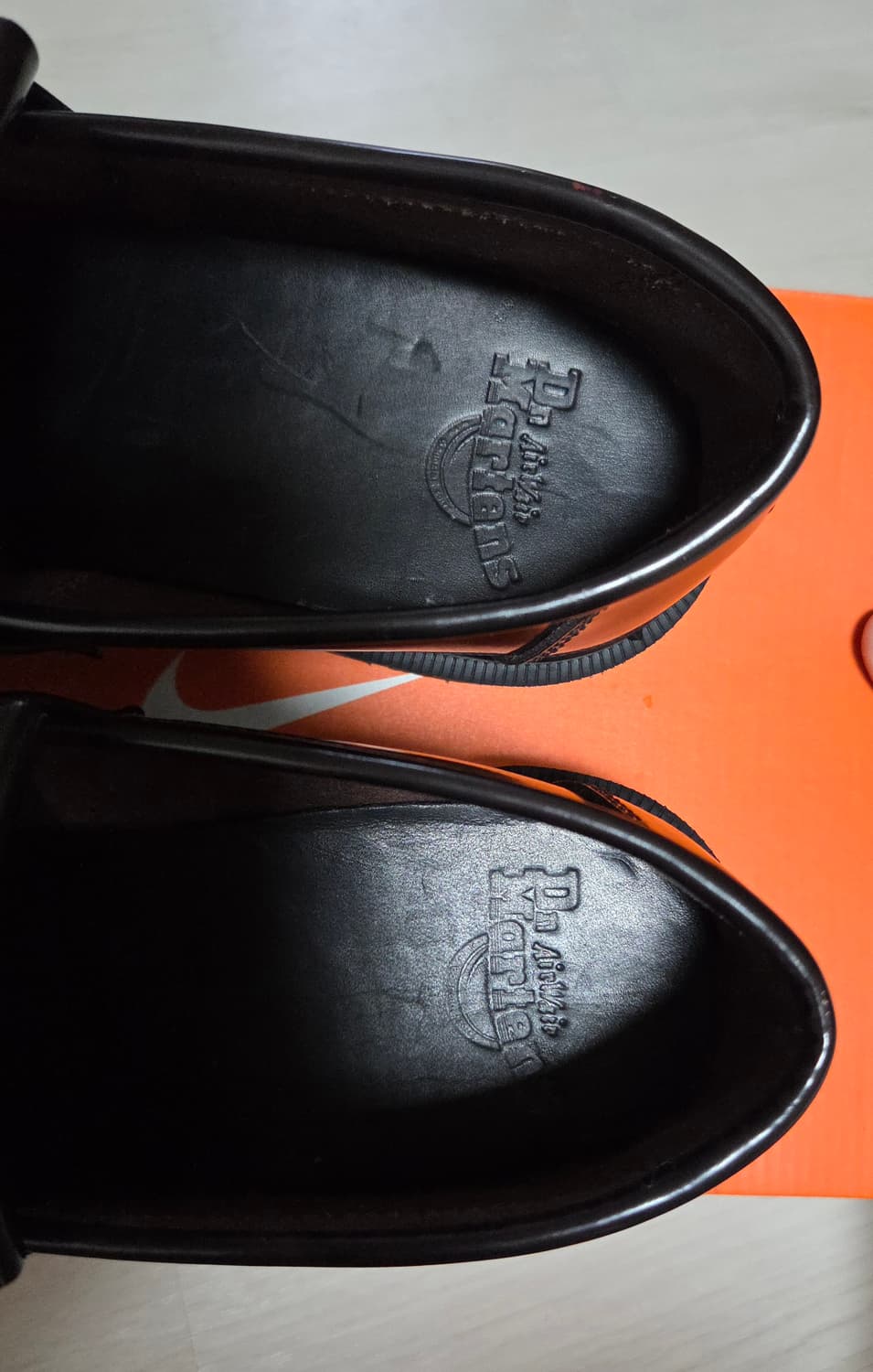 닥터마틴 아드리안 체리 버건디 상품이미지5