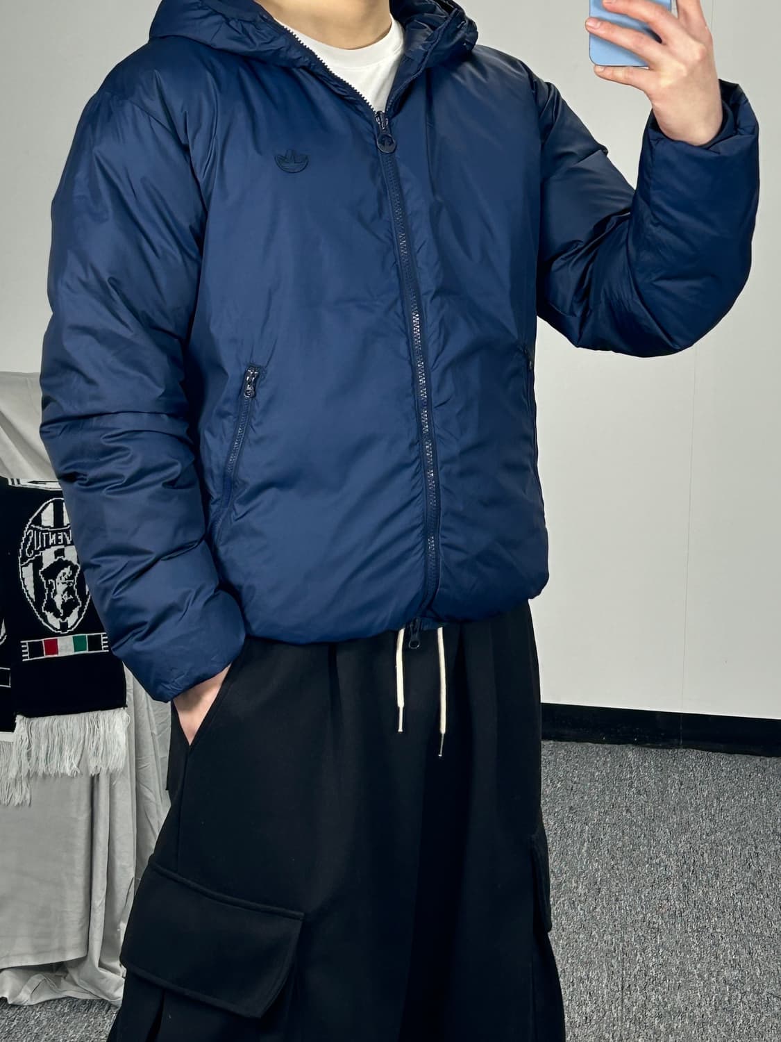아디다스 리버시블 네이비 경량 패딩  상품이미지4