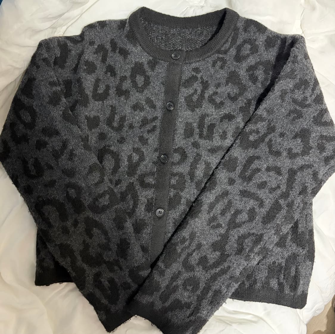 원더원더 노나 레오파드 호피 브러쉬 니트 가디건 상품이미지1