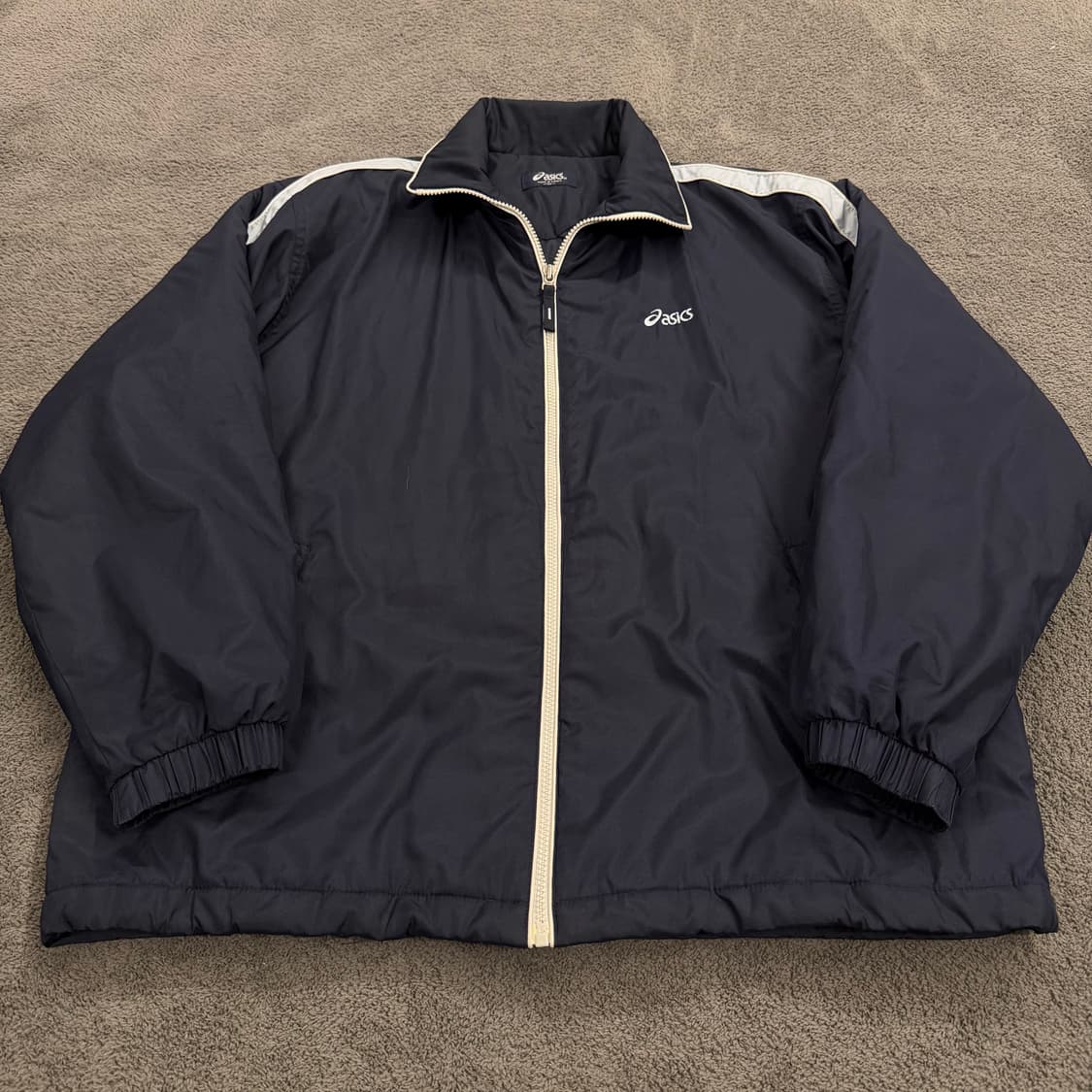 [ 정품/100 ] 아식스 올드스쿨 퀄팅 누빔 바람막이 점퍼 상품이미지2