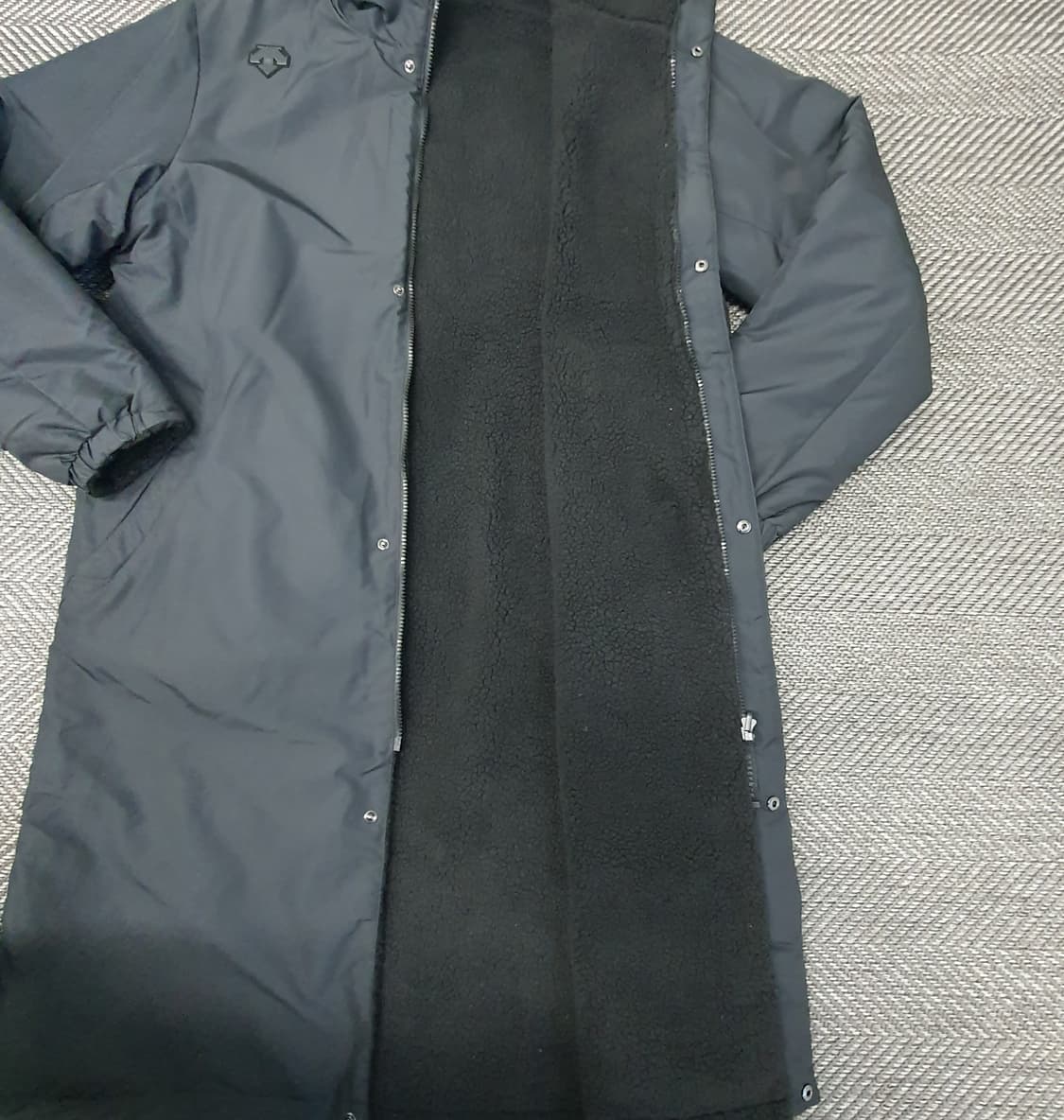 데상트 리버시블 벤치 양면 코트 자켓 남자105 상품이미지7