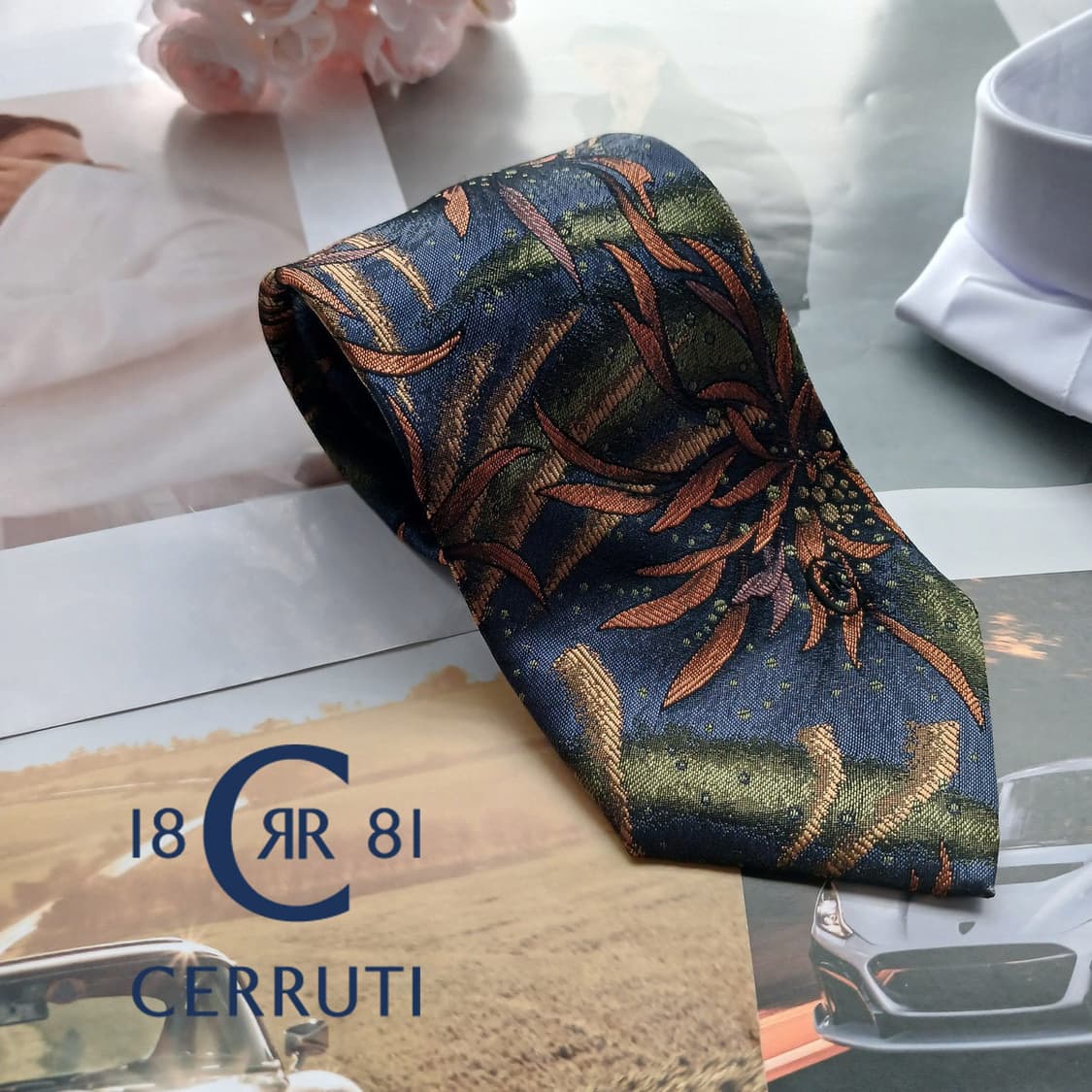 니노 세루티 실크 플로럴 패턴 넥타이 9.1cm A+등급 A18510
 상품이미지1