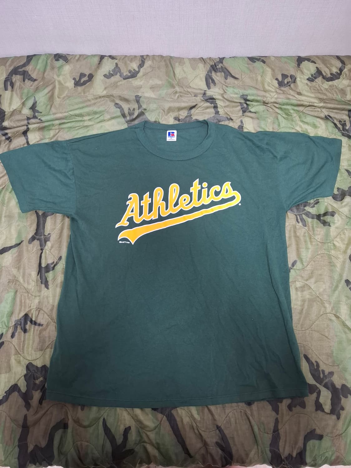 
MADE IN USA  러셀 어슬레틱 빈티지 미제 반팔티  상품이미지1