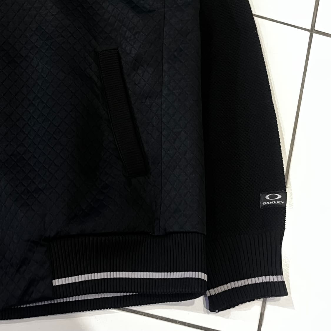 일본판 오클리 투웨지 집업 자켓 상품이미지6