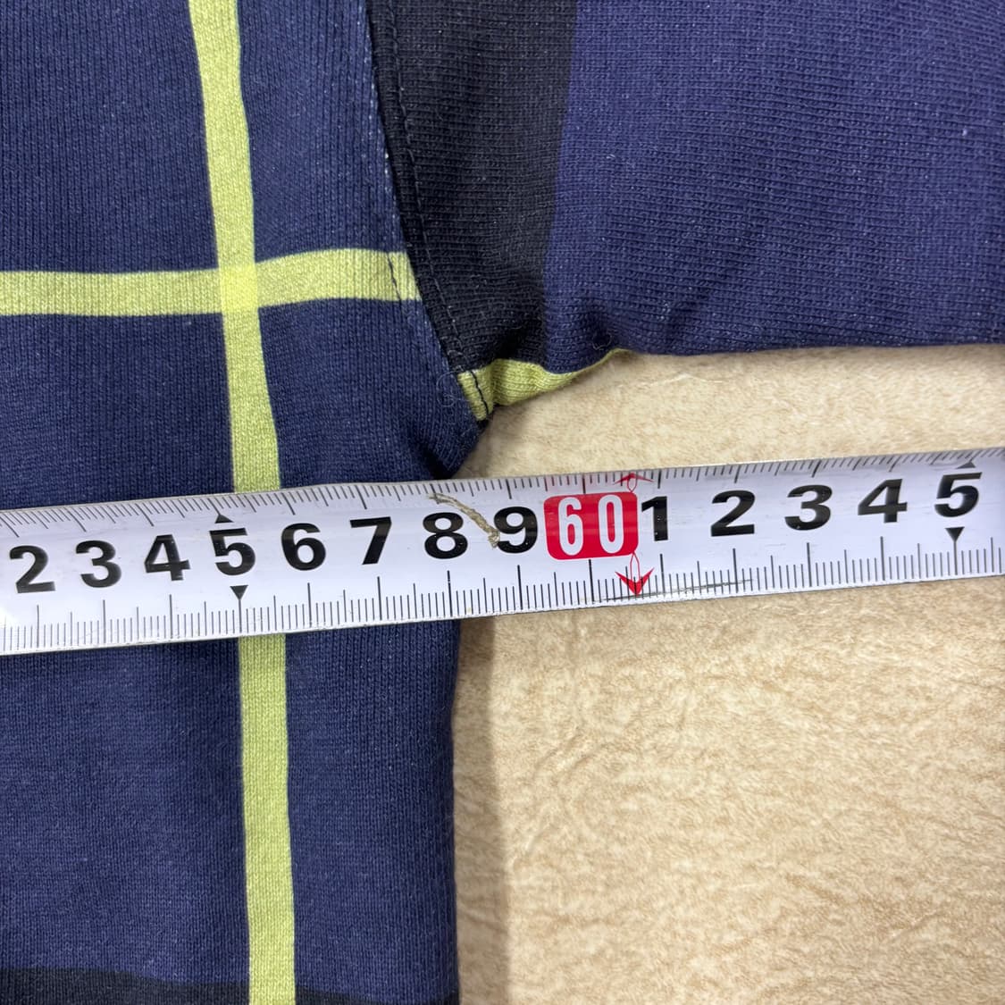예일 스몰로고 체크 패턴 후드티 상품이미지5