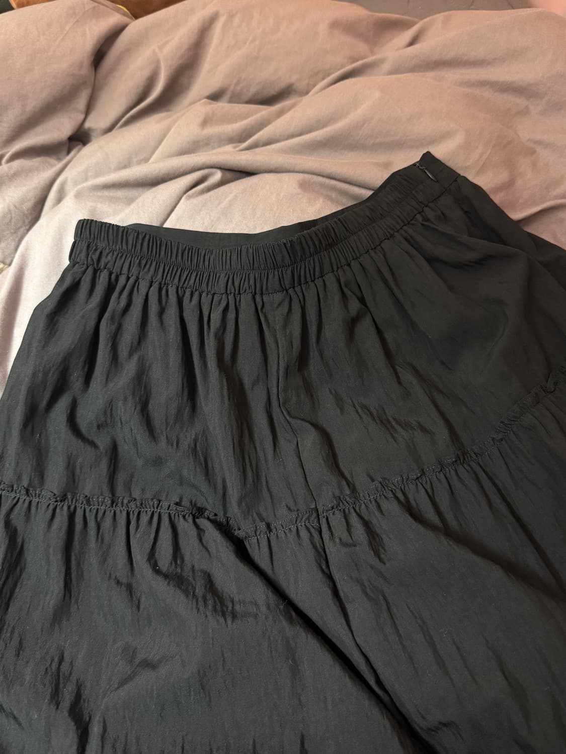 이즈이즈 캉캉 롱스커트 블랙 상품이미지2