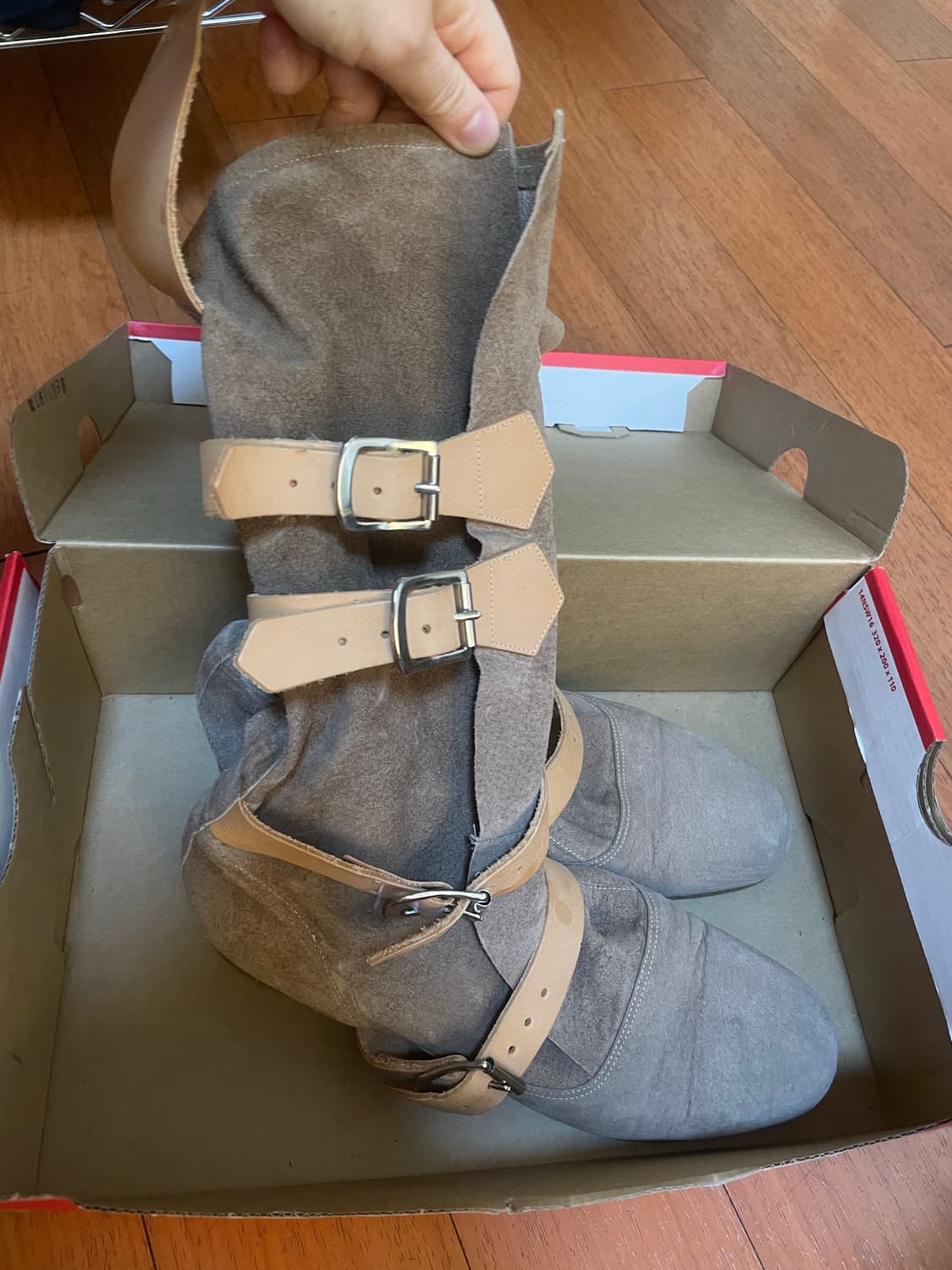 비비안웨스트우드 스웨이드 부츠 상품이미지3