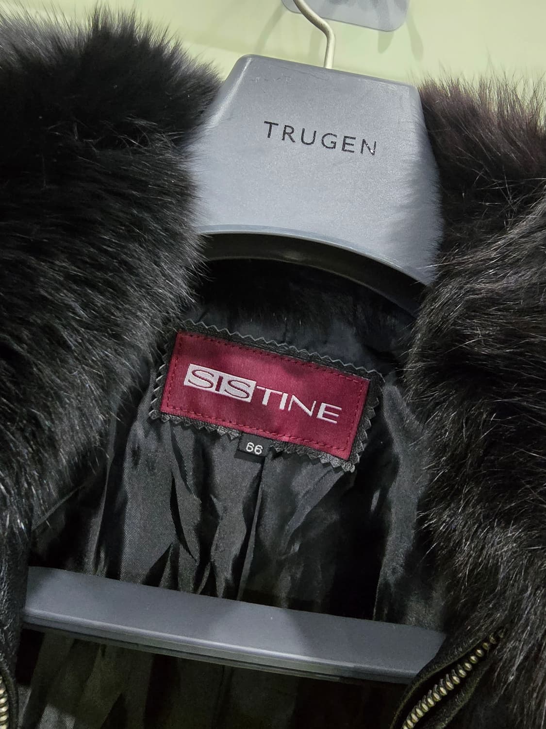 시스틴 여성 블랙 털 자켓 66사이즈 상품이미지4