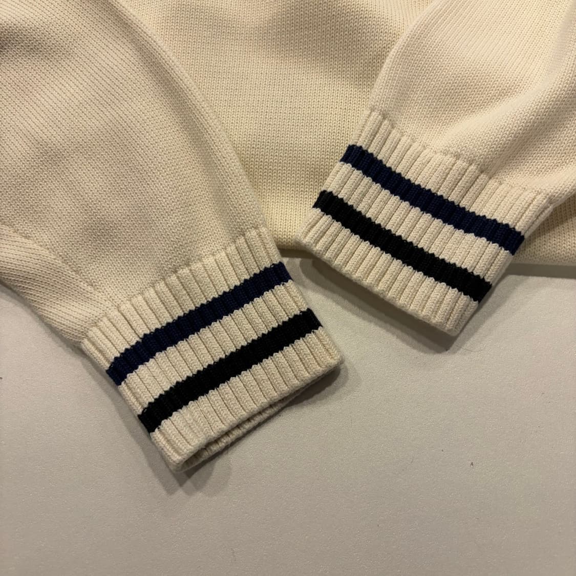 [M] 엠엘비 MLB 뉴욕 양키스 브이넥 아이보리 니트 스웨터 D149 상품이미지6