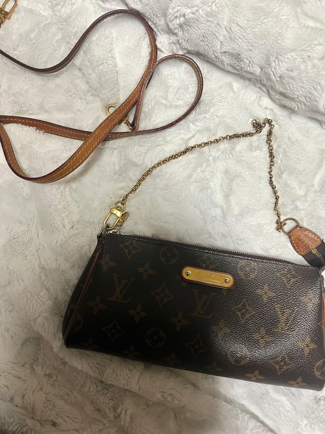 루이비통 모노그램 에바클러치  상품이미지3